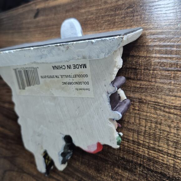 Santa Sleigh Stocking Holder – Heavy Resin Dolgen Christmas Mantel Hanger - Picture 6 of 9